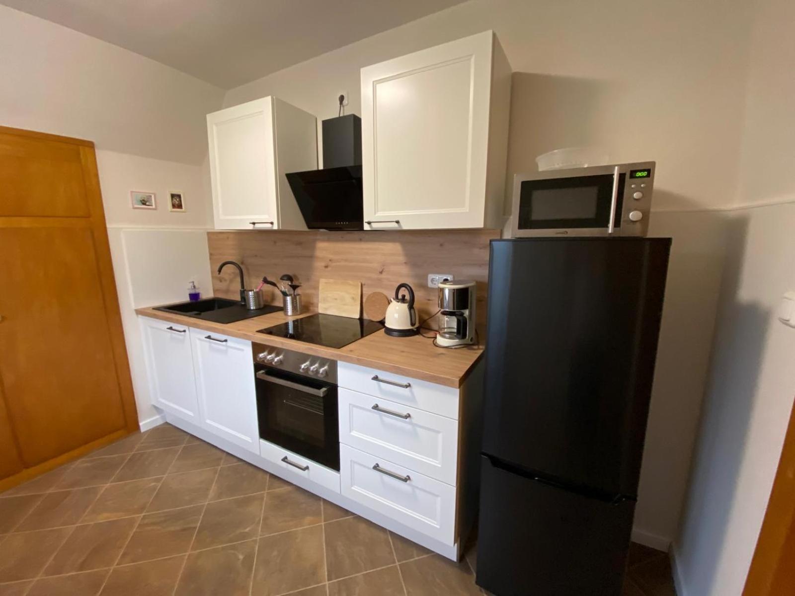 Feddersen Living Grosse Ferienwohnung - Garten - Terrasse - Smart Tv - Netflix Brunsbuttel Exteriör bild