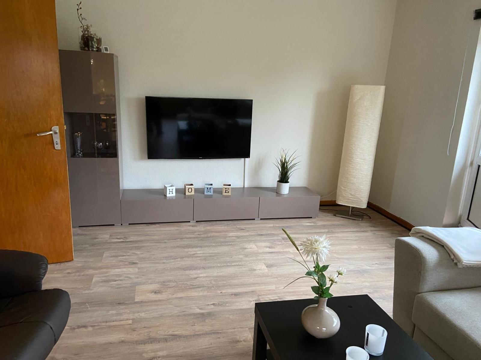 Feddersen Living Grosse Ferienwohnung - Garten - Terrasse - Smart Tv - Netflix Brunsbuttel Exteriör bild